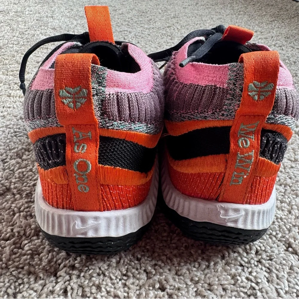 Nike Cosmic Unity 3 One We Win Men’s 9 Black and Orange Shoes